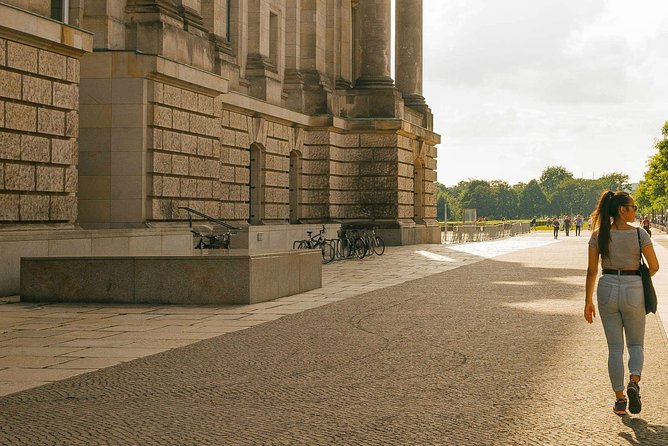 Highlights & Hidden Gems With Locals: Best of Berlin Private Tour - Exploring Brandenburg Gate