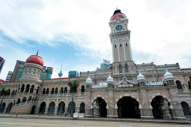 Highlights & Hidden Gems With Locals: Best of Kuala Lumpur Private Tour - Sri Mahamariamman Temple