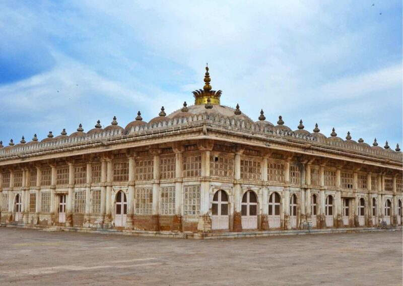 Highlights of Ahmedabad (Guided Half-Day City Tour) - Personal Guide and Air-Conditioned Transport