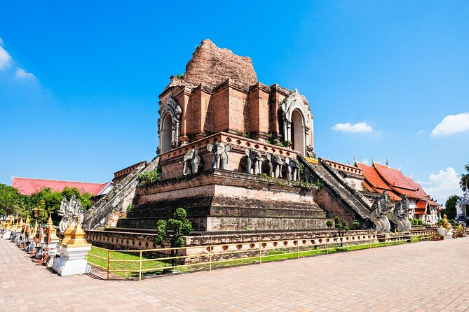 Highlights of Chiang Mai Old City by Electric Tuk Tuk - Tour Details