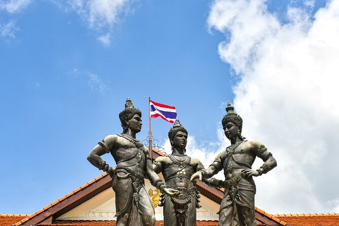 Highlights of Chiang Mai Old City by Electric Tuk Tuk - Meeting and End Points