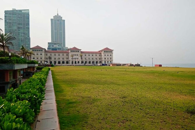 Highlights of Colombo - Day Tour - Pick up and Drop From Hotel - Health and Accessibility