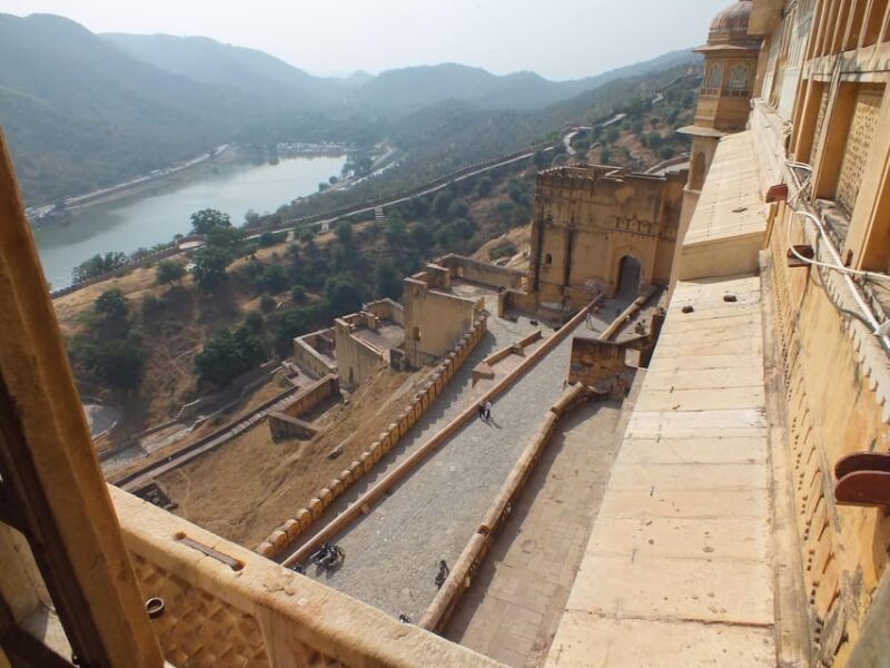 Highlights of Jaipur City on a Full Day Tour by Private Car - Delightful Local Cuisine Experience