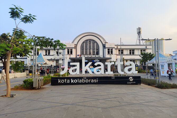 Highlights of Jakarta City: Half-Day Tour - Discovering Chinatown