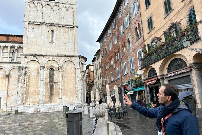 Highlights of Lucca Small Group Guided Tour - Accessibility and Additional Information