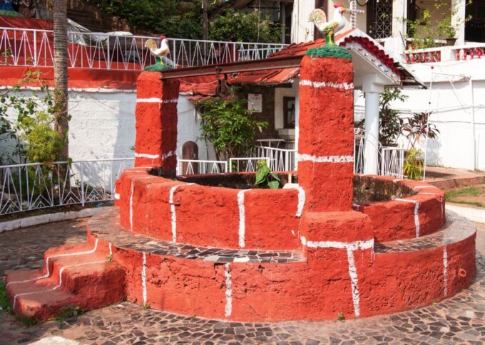Highlights of Portuguese Influenced Goa: 2-Hour Guided Walk - Insights Into Local Life
