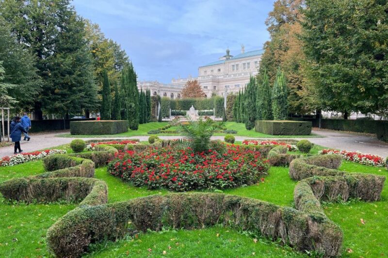 Highlights of Vienna With Cathedral, Private Walking Tour - Key Points
