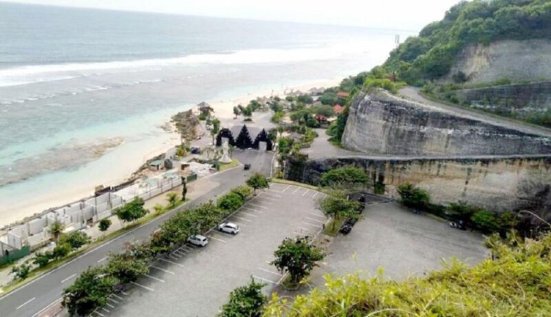 Highlights Padang - Padang, Melasti Beach & Jimbaran Dinner - Jimbaran Beach