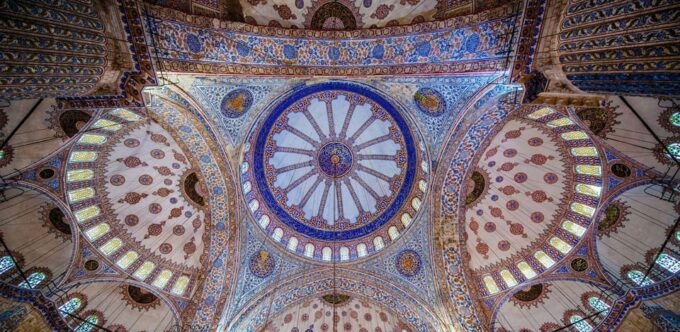 Highligts of Istanbul Small Group Walking Tour - Visiting the Hagia Sophia
