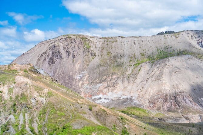 Hike Mt. Usu and Visit Lake Toya Day Tour - Preparing for the Adventure
