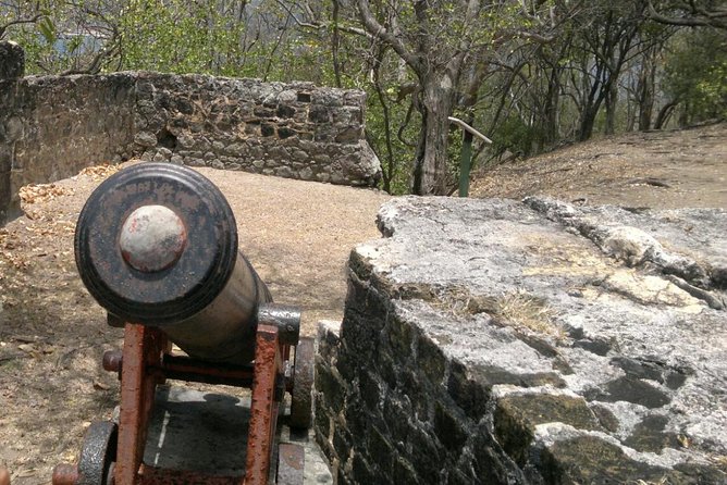 Hike the Fort Experience- Amazing Panoramic Views (Pigeon Island) - Ascending to Fort Rodney