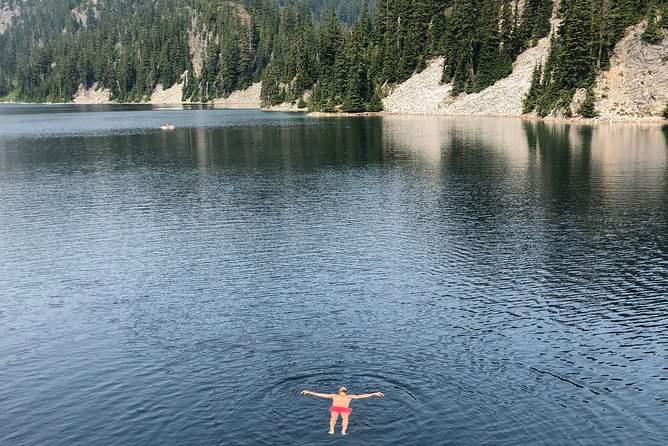 Hike the Gorgeous Trails in Washington - Fitness Level and Group Size Requirements