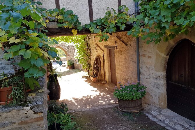 Hike to Discover the Most Beautiful Villages of France of the Dordogne Valley : Loubressac and Autoire - Tour Schedule