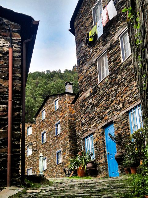 Hike to the End of the World - Free Cancellation Policy