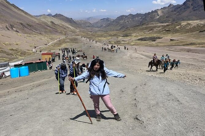 Hike to the Mountain of Colors With Ticket Included - Exploring the Mountain of Colors