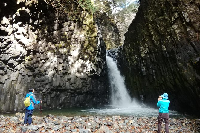 Hike to Visit Waterfalls in Hida-Osaka - Accessibility and Recommendations