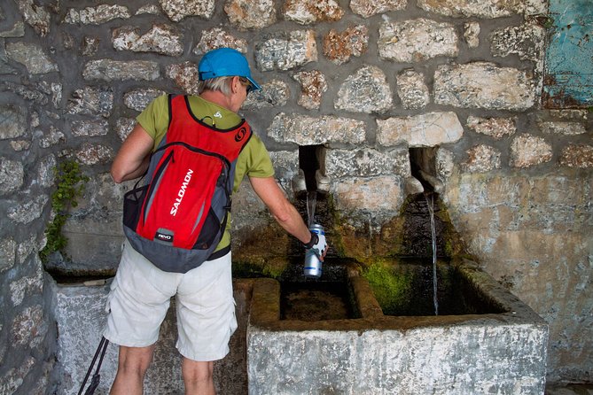 Hiking Above Kalamata - Meeting and Pickup Arrangements