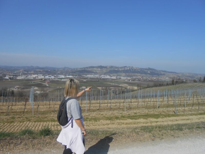 Hiking and Wine Tour Starting From Alba - Participation Requirements