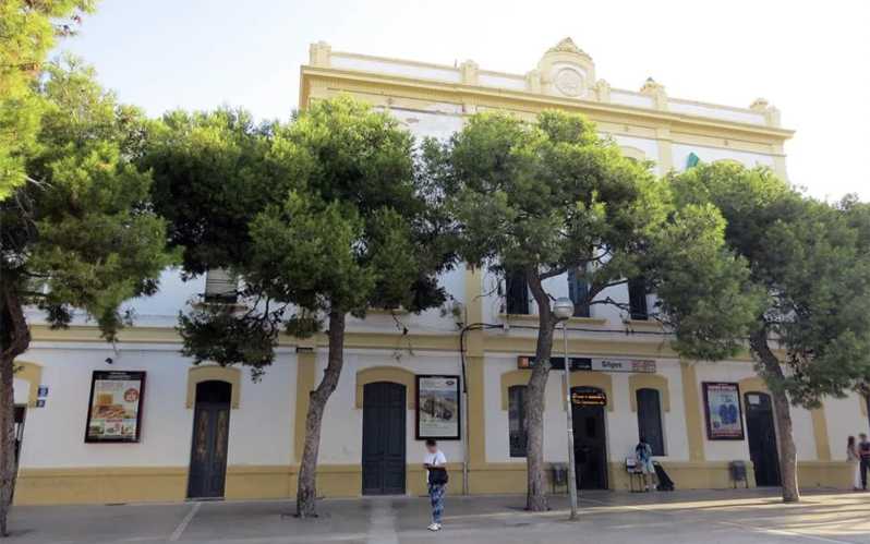 Hiking Camí De Ronda: Sitges - Vilanova I La Geltrú - Inclusions