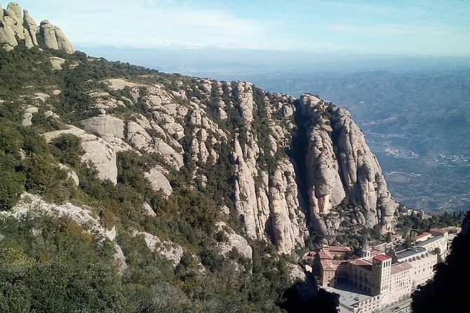 Hiking In Montserrat,near Barcelona - Meeting Point and Logistics