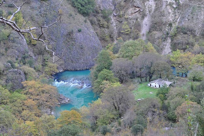 Hiking in Vikos Gorge - Picnicking With Breathtaking Views
