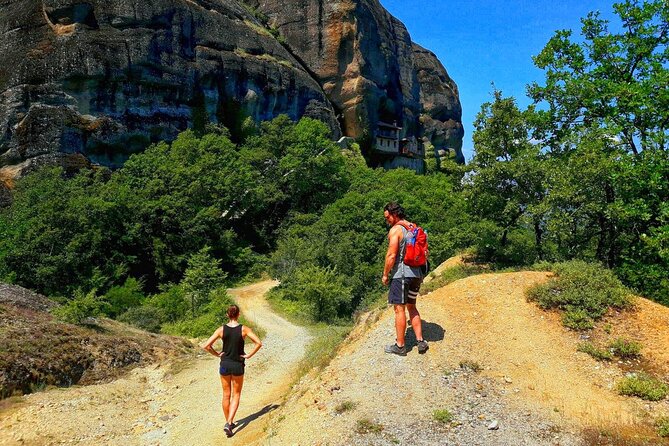 Hiking Meteora Tour - Discovering the History and Architecture