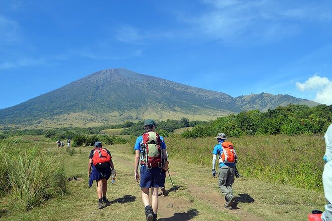 Hiking Rinjani 3 Days 2 Nights Summit - Lake - Meeting Point and Pickup