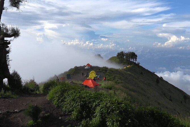 Hiking Rinjani 3 Days 2 Nights Summit - Lake - Schedule and Availability