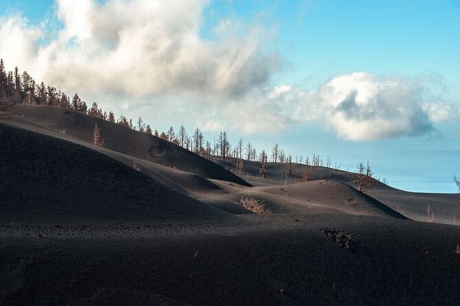 Hiking Route Visit to the New Volcano of La Palma - Exploring the New Volcanic Landscape