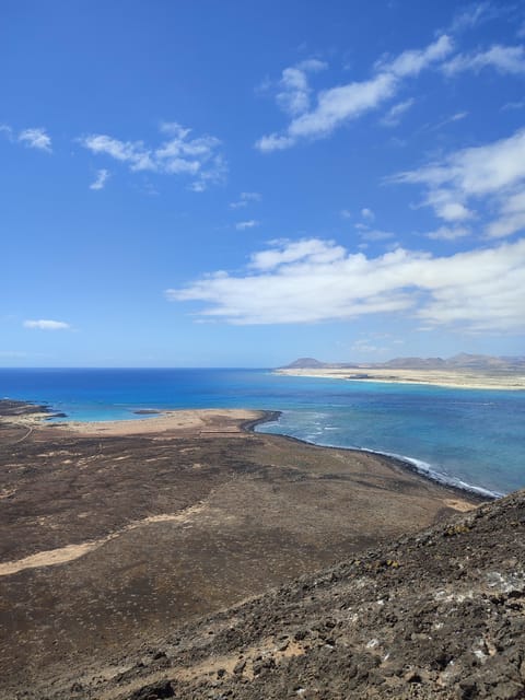 Hiking the Natural Park of Lobos Island - Island Highlights and Attractions