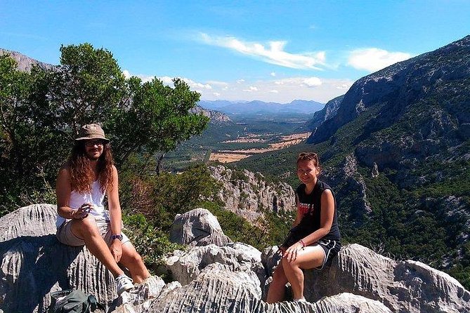 Hiking to Monte Tiscali - Oliena - Accessibility and Guide Information