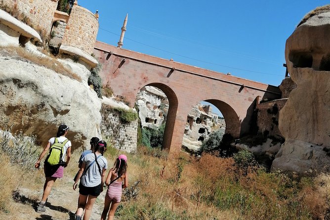 Hiking Tour in Cappadocia Red and Rose Valley - Meeting and Logistics Details