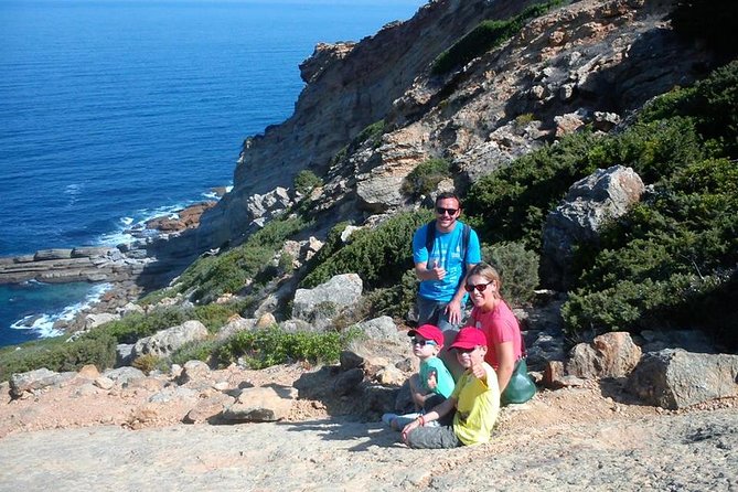 Hiking Tour to Footprints of Dinosaur in Espichel Cape - Getting to Espichel Cape