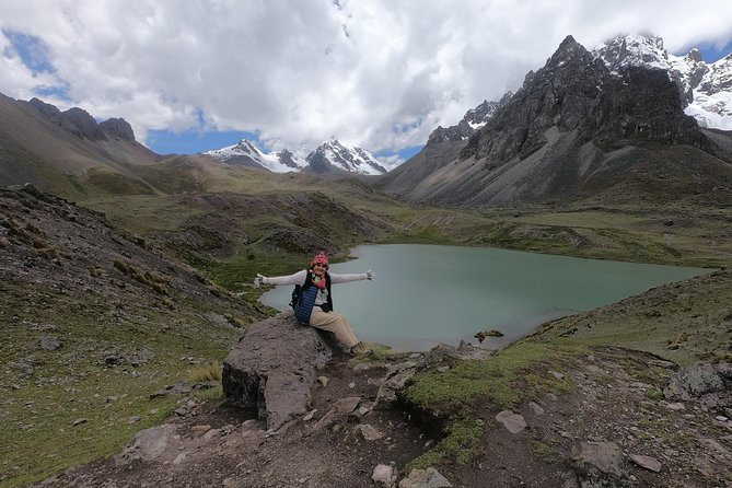 Hiking Tour to Seven Lakes of Ausangate; 1 Full Day Tour - Hiking to Seven Lakes
