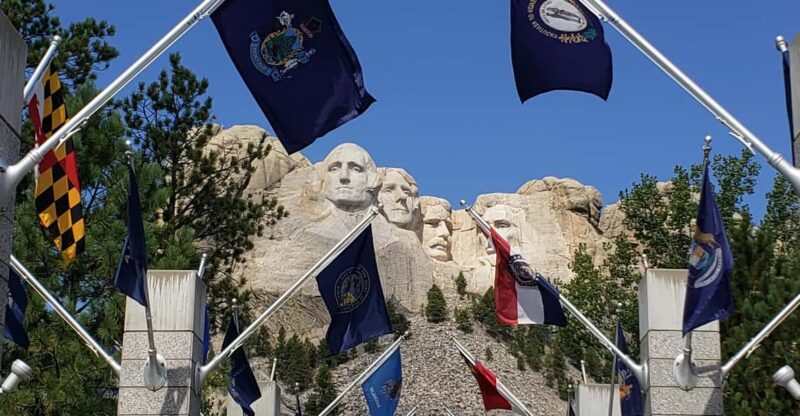 Hill City: Private Mount Rushmore, Crazy Horse & More Tour - Experience Highlights