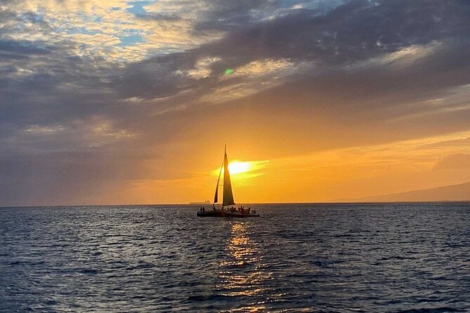Hilton Hawaiian Village Sunset Cocktail Cruise - Meeting and Pickup Location Details