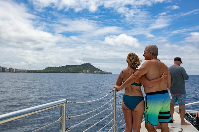 Hilton Hawaiian Village Turtle Snorkel With Optional Lunch - Inclusions and Amenities