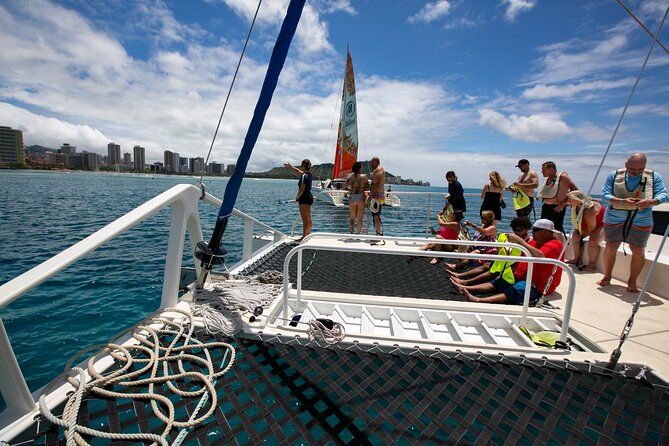 Hilton Hawaiian Village Turtle Snorkel With Optional Lunch - Snorkeling and Sailing Enjoyment