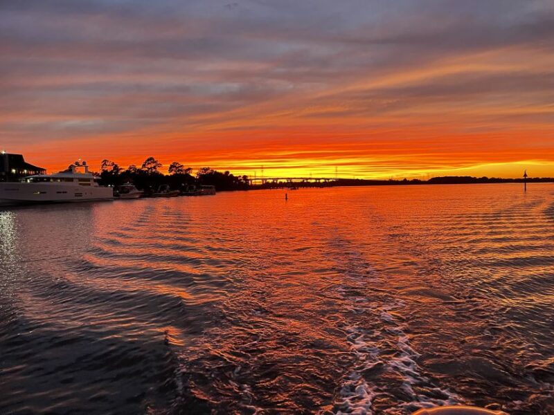 Hilton Head: 2 Hour Large Group Tour (7-20 People) - Amenities