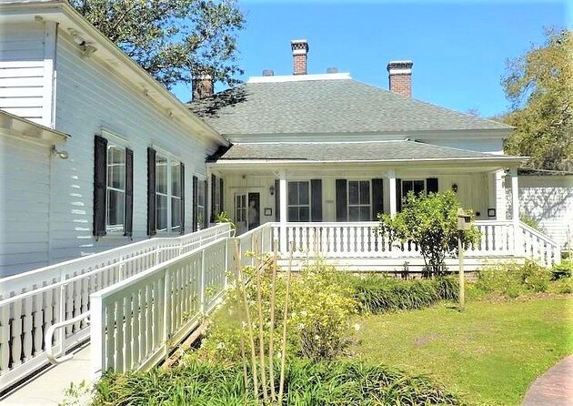 Hilton Head Honey Horn Admission With Guided Tour - Highlights of the Grounds