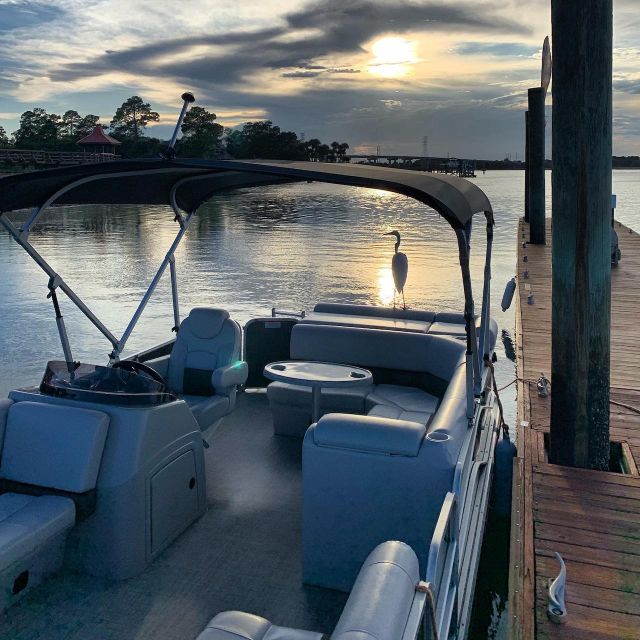 Hilton Head Island: Pontoon Boat Rental - Navigation and Safety Briefing