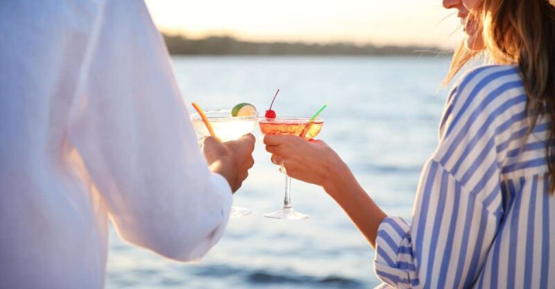 Hilton Head Island: Sunset Dinner Cruise - Cruise Experience