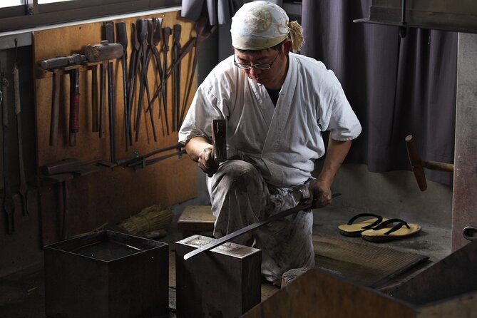Himeji Castle Tour and Sword Smithing Observation - Key Points