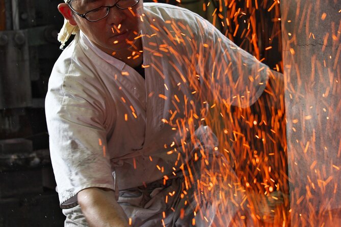 Himeji Castle Tour and Sword Smithing Observation - Indulging in Delectable Lunch Options