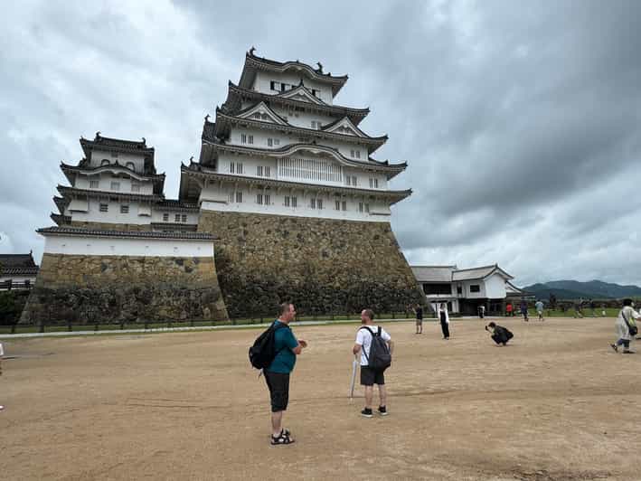 Himeji: Himeji Castle & Kokoen Garden 3.5-Hour Private Tour - Himeji Castle Highlights