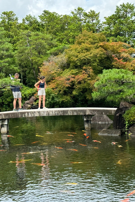 Himeji: Himeji Castle & Kokoen Garden 3.5-Hour Private Tour - Tour Guide Features