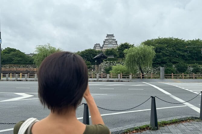Himeji: Private Guided Tour of Himeji Castle and Engyoji Temple - Meeting Point and Pickup