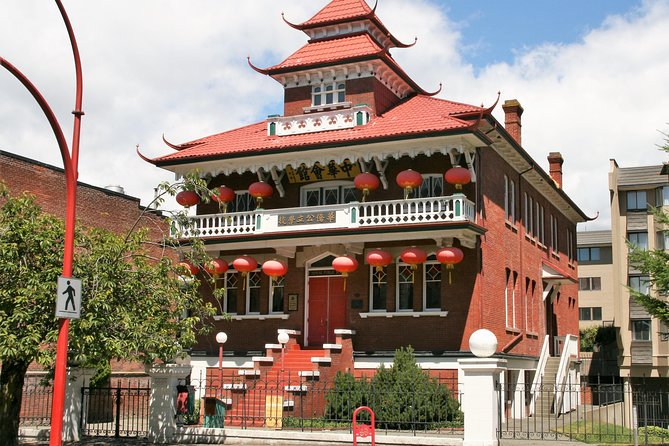 Hip & Hidden Chinatown + Old Town Food Tour Victoria - Sampling Local Cuisine
