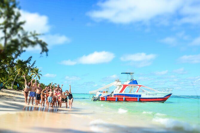 Hip Hop Party Boat & Snorkeling Punta Cana - Adults Only - Key Points