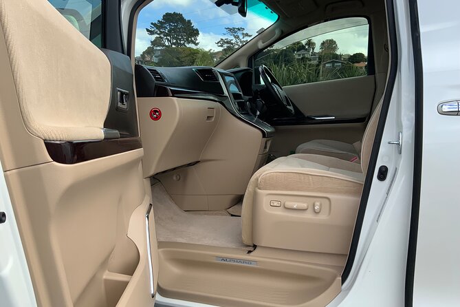 Hire A Driver From Auckland Airport - Availability and Reservations